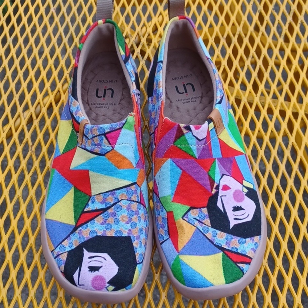 UIN U in Shoes Rainbow Girl Women's 8 canvas slip on comfort shoes loafers, new